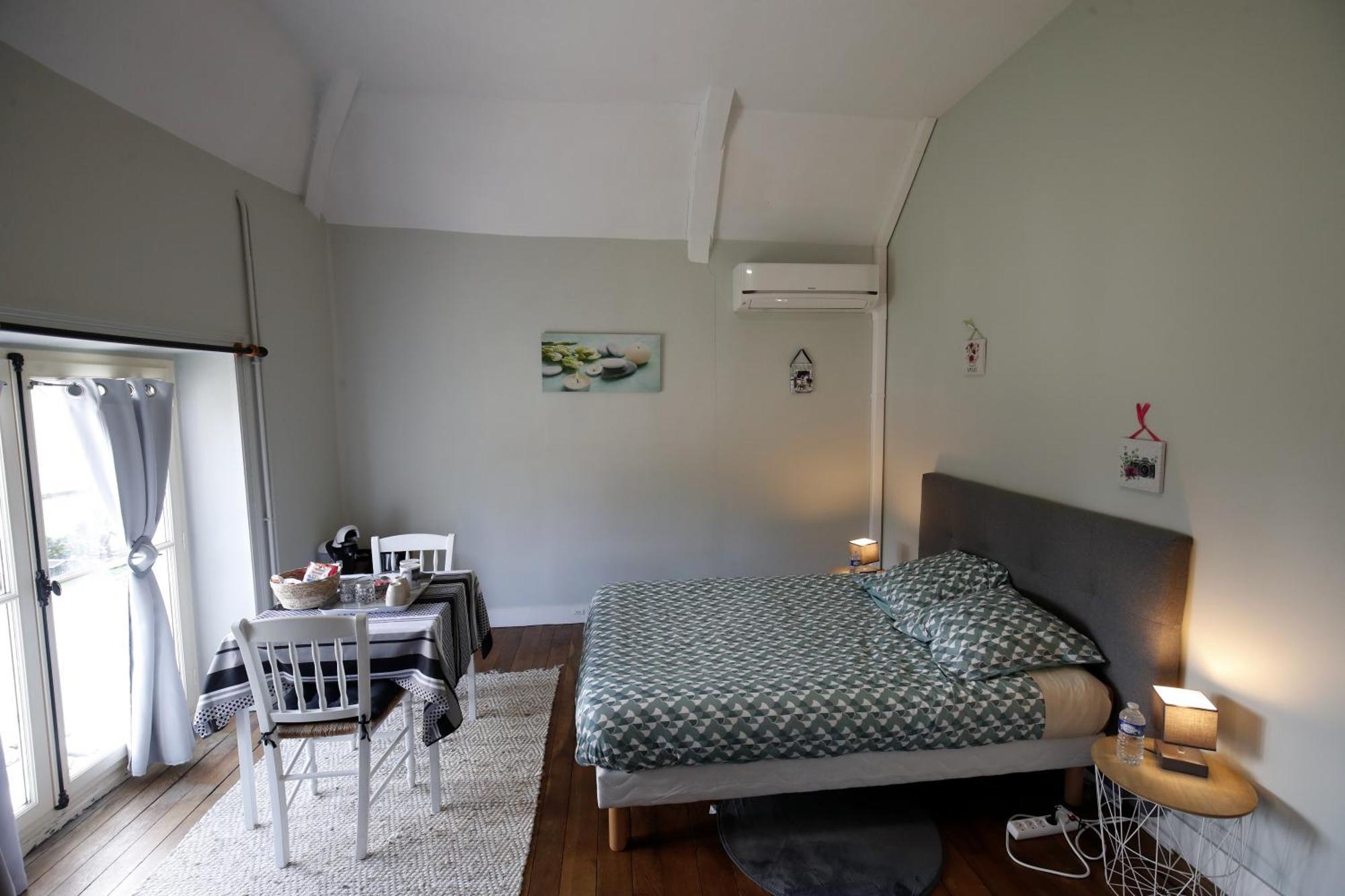 Chambres D'Hotes Chez Sylvie Donnemain-Saint-Mames Экстерьер фото