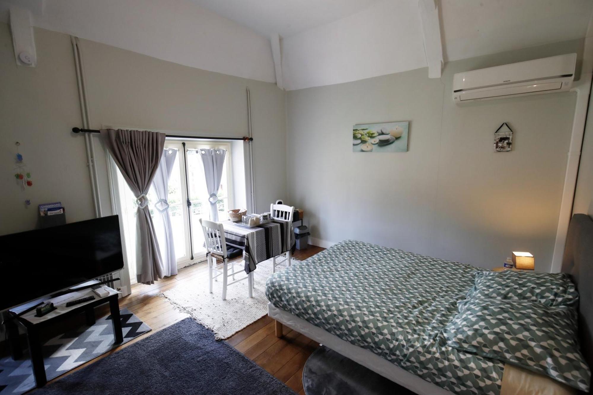 Chambres D'Hotes Chez Sylvie Donnemain-Saint-Mames Экстерьер фото