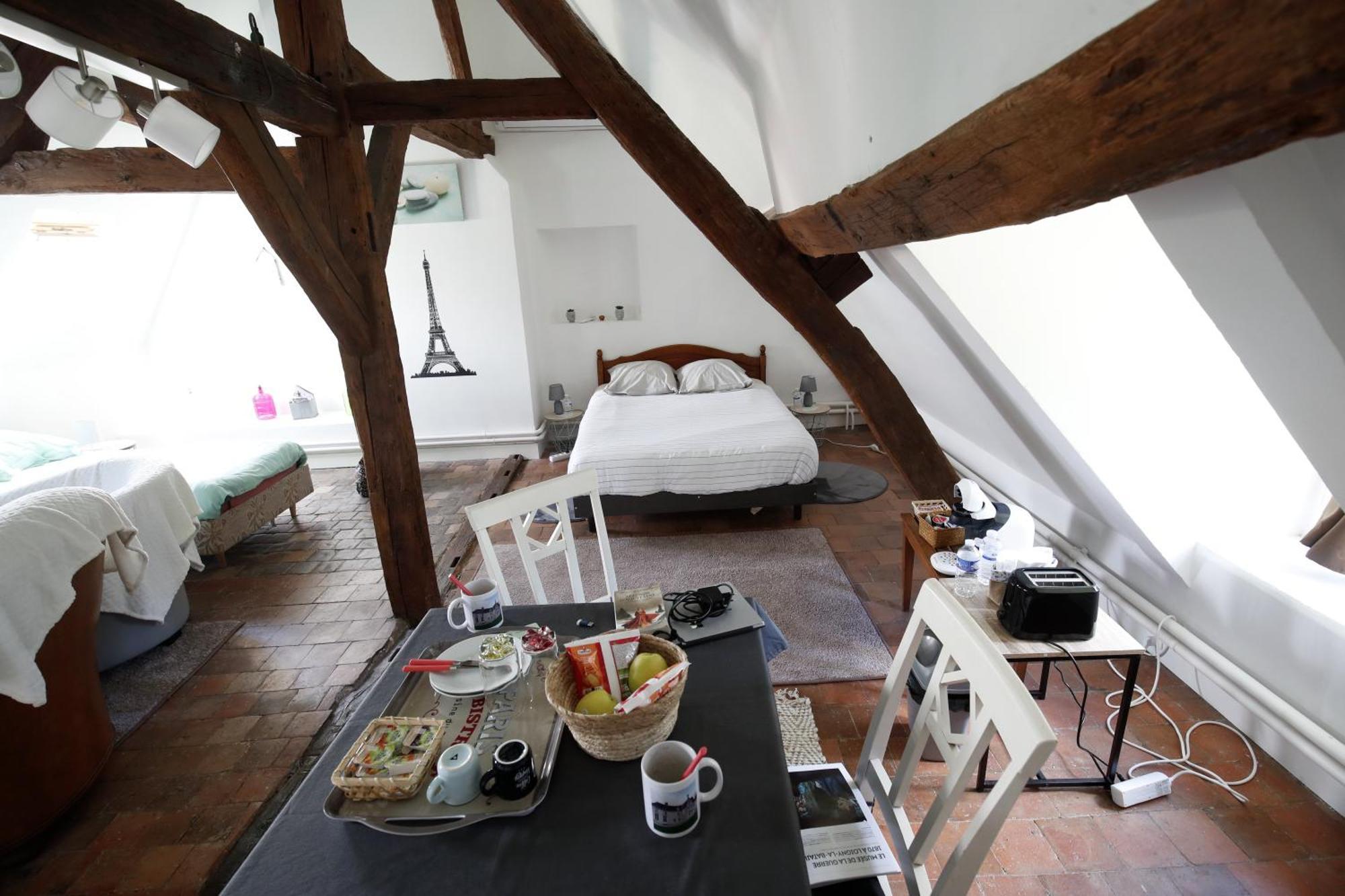 Chambres D'Hotes Chez Sylvie Donnemain-Saint-Mames Экстерьер фото